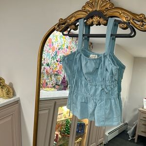 Universal threads tank new with tags size medium